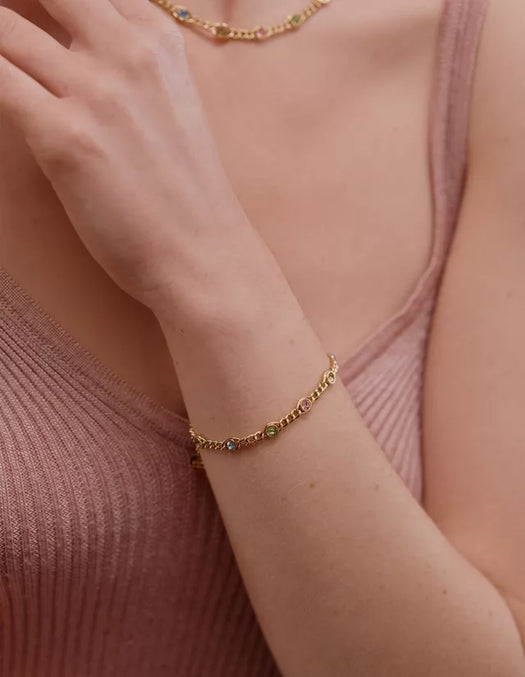 focus-packshot-bracelet-carrie-pierre-naturelle